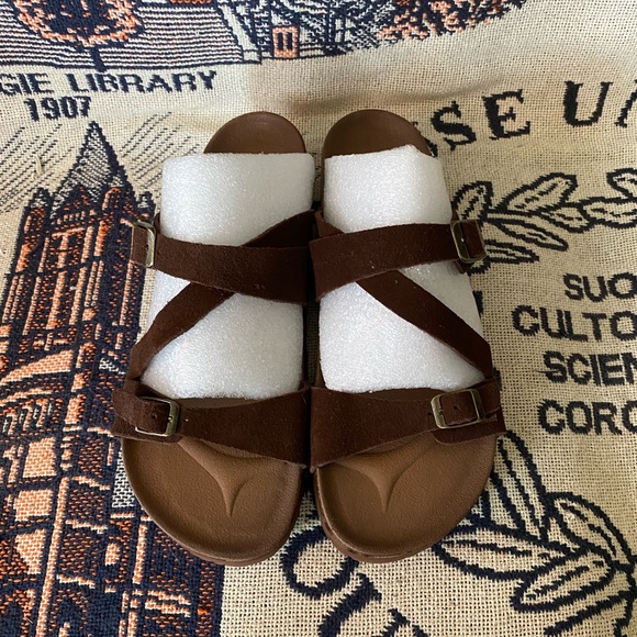 Skechers Granola Sandals - Picture 8 of 10